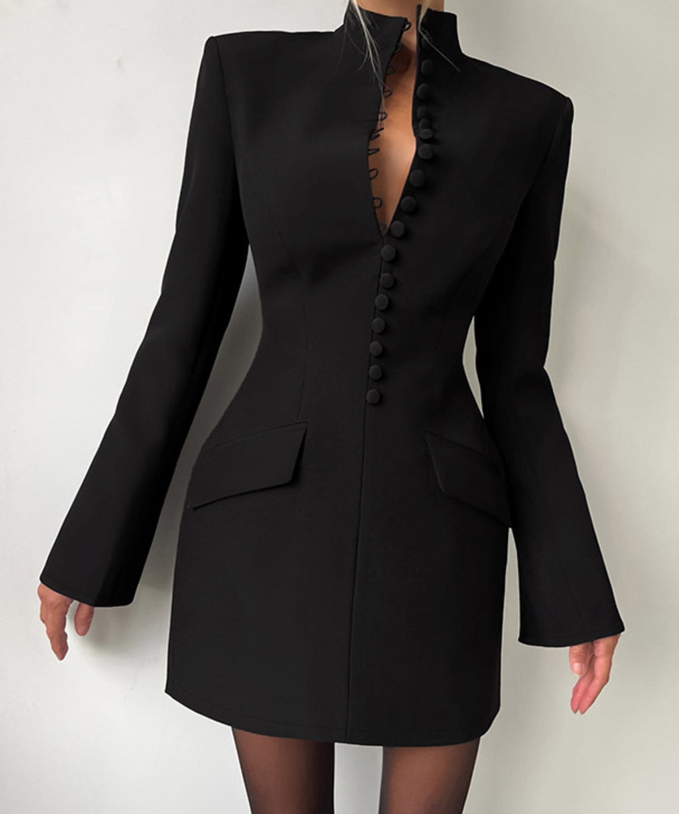 97ef2b133bbd44e2b27fff693897f74b-Max