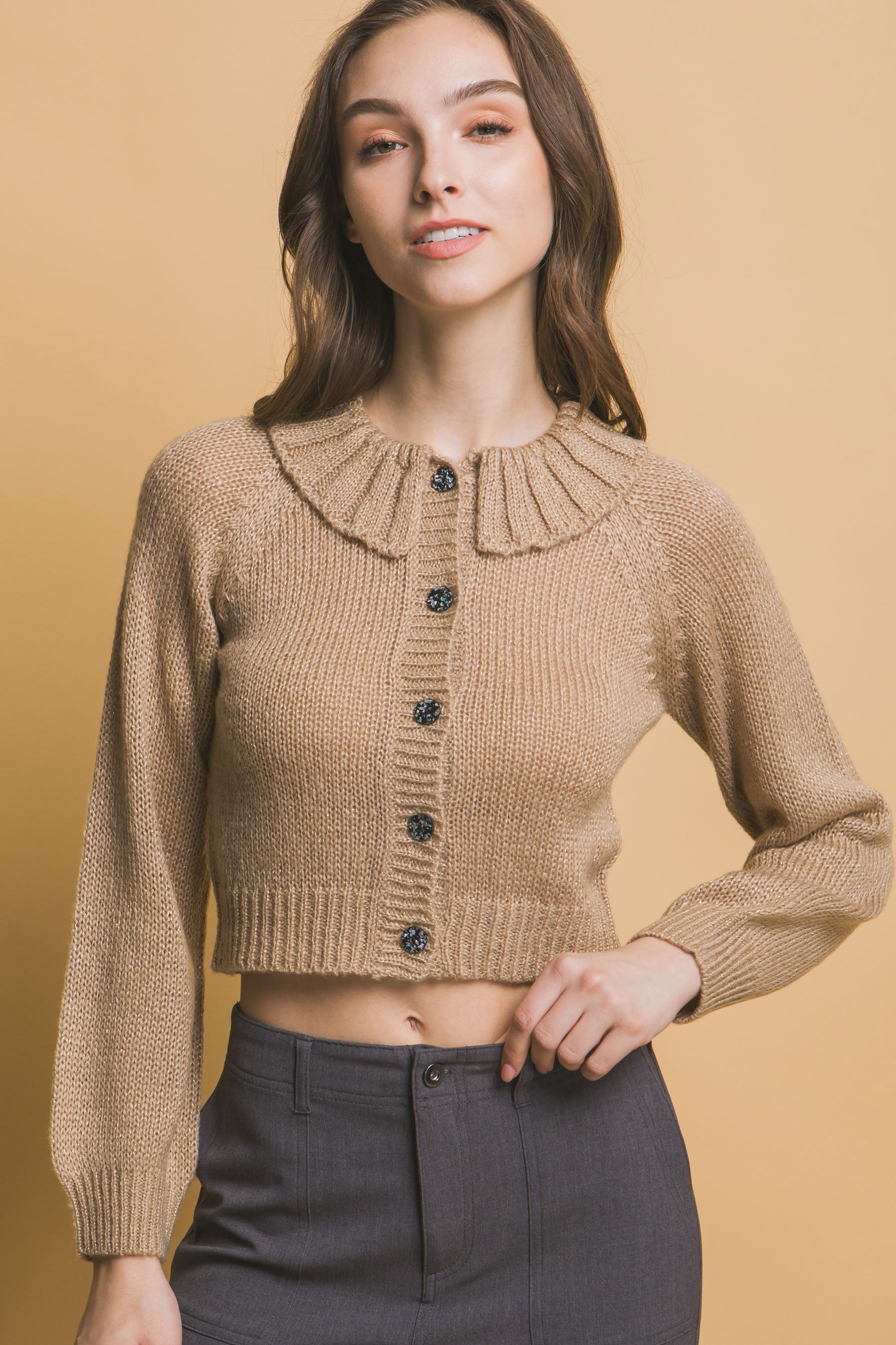 #Short collard sweater