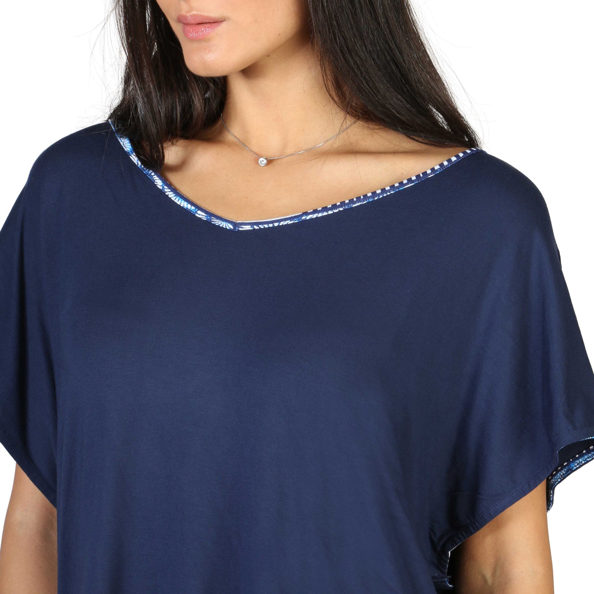 EA7 T-shirt