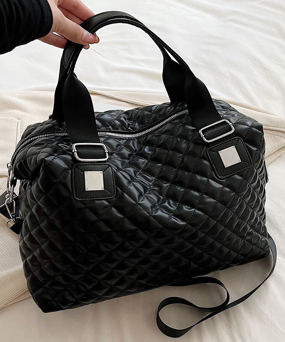 d69c19a70f304bb5b682e85bb48e1e27-Max